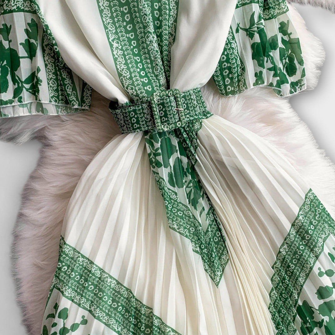 Delilah - Obleka, navdihnjena z vintage slogom