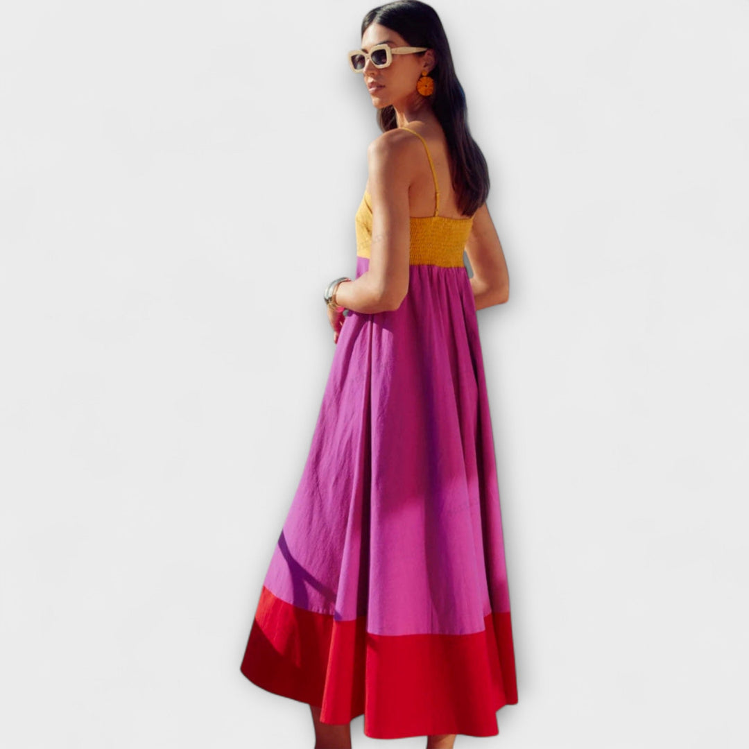 Šaty s ramínky v stilu color block