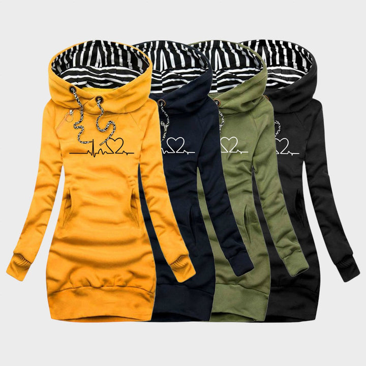 Helena - Pulover obleka s srčnim dizajnom