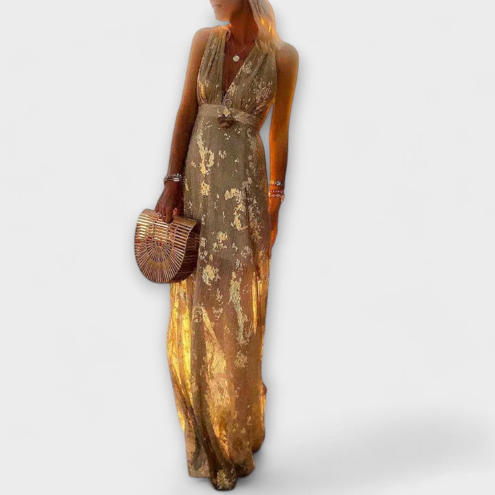 Oblačila s V-izrezom in detajli iz bleščic